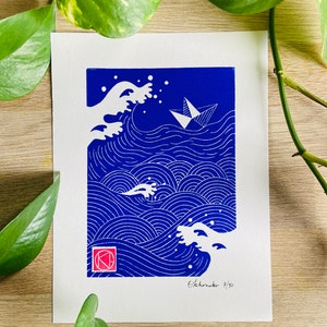 Handmade Blue Linocut Paper boat Brittany Sea-Linoprint-Linocut-Nature-Gift-Handmade-Art-Handprinted-Artisan sans cadre