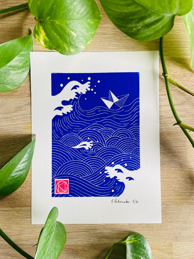 Handmade Blue Linocut Paper boat Brittany Sea-Linoprint-Linocut-Nature-Gift-Handmade-Art-Handprinted-Artisan sans cadre