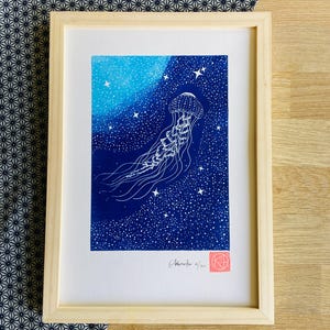 Blue artisanal linocut - Jellyfish dancing with stars on pure white paper - Sea-Linocut-Nature-Original gift-Contemporary art-Art print