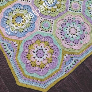Crochet blanket pattern pdf file FLORELETTE blanket pattern photo tutorial girl blanket pattern Octagons and squares