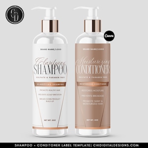 Pode incluir: Duas garrafas de plástico transparentes com tampas e etiquetas douradas. As etiquetas são marrons com texto branco. A garrafa da esquerda é etiquetada como "Shampoo Clarificante" e a garrafa da direita é etiquetada como "Condicionador Hidratante". Ambas as garrafas são livres de sulfato e parabenos.