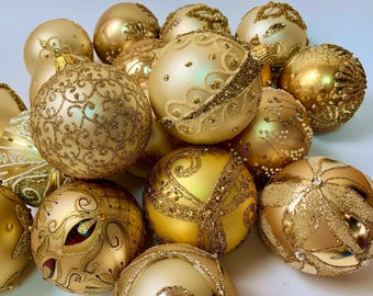 Luxury Gold Ornaments for Christmas – 10 Hand Painted Glass Baubles – Holiday Tree Decor – Sparkling Elegant Decorations