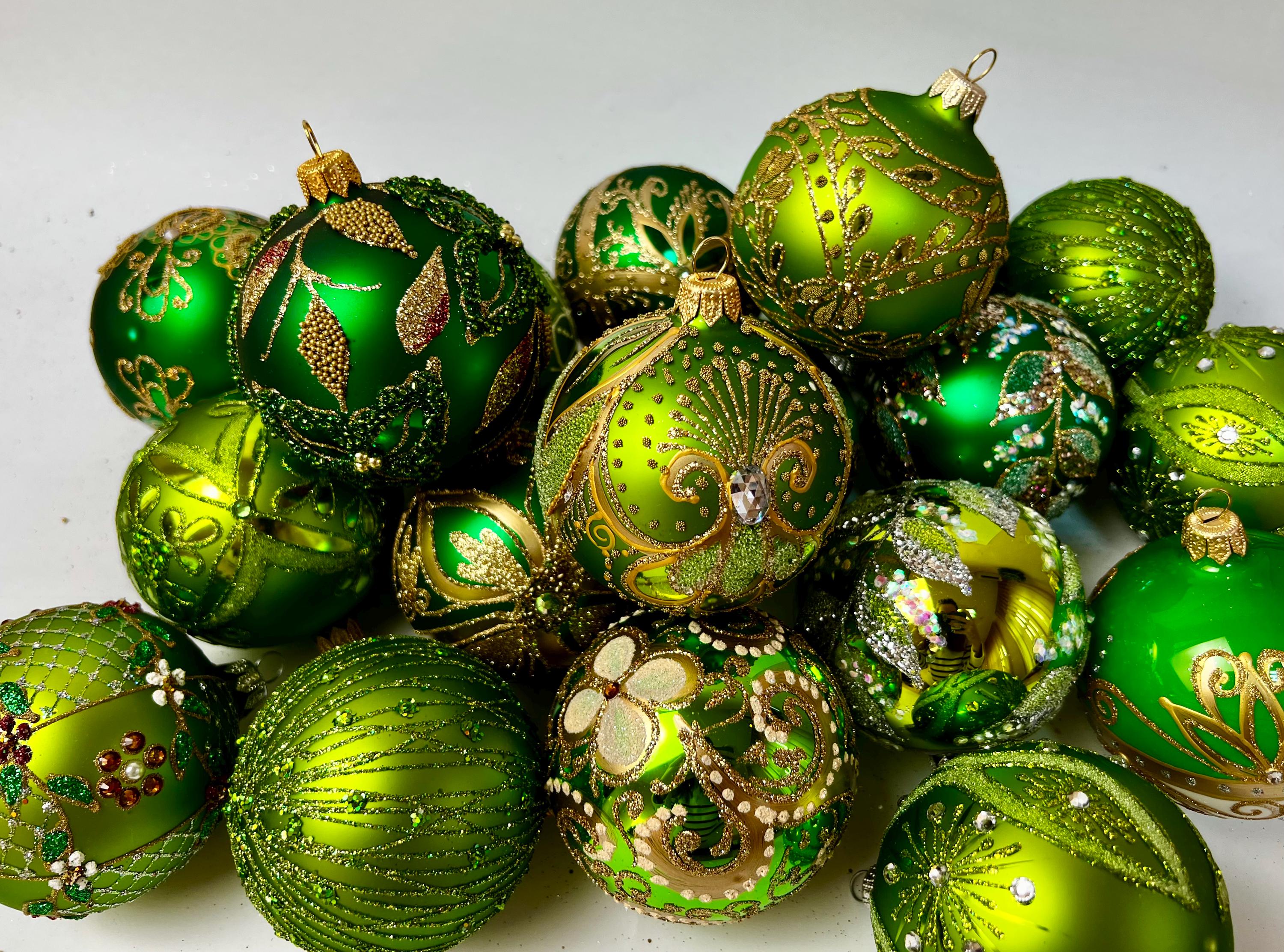 Set 100 Palline Di Natale Verdi – Miste Opache, Lucide E Glitterate, 3 Dimensioni (2,36″, 1,57″, 1,18″) Per Albero E Decorazioni