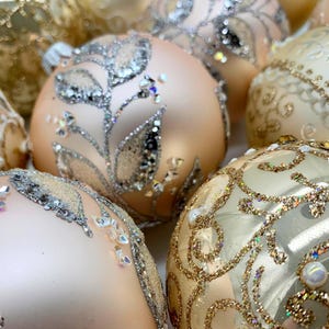 20 Handmade Christmas Ornaments – Cream and Gold Glass Baubles – Elegant Holiday Tree Decor – Glitter Wedding Balls