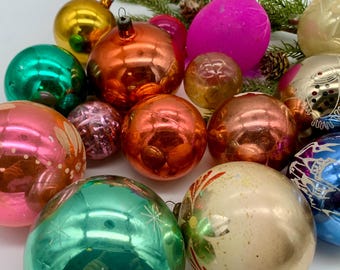 Set of 20 Vintage Glass Christmas Balls – USSR Mercury Ornaments – Retro Holiday Tree Decor – Colorful Round Baubles – Mid-Century Style