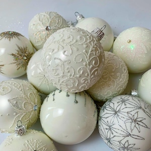 Elegant White Ornaments – Glass Christmas Tree Balls – Handmade Holiday Decorations – Set of 10 Festive Baubles