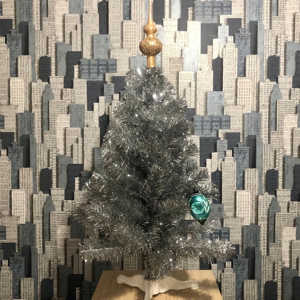 Arbre de Noël argenté 35 », Arbre de Noël en guirlandes d’aluminium, Décor de Noël fait à la main, Arbre de Noël en guirlandes d’aluminium, Ornements de Noël 2022