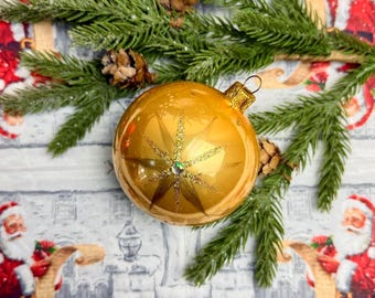 Handmade Gold Ornament – Glassblown Christmas Bauble with Star – Glitter Holiday Ball – Elegant Festive Home Decor – Vintage Style Ornament