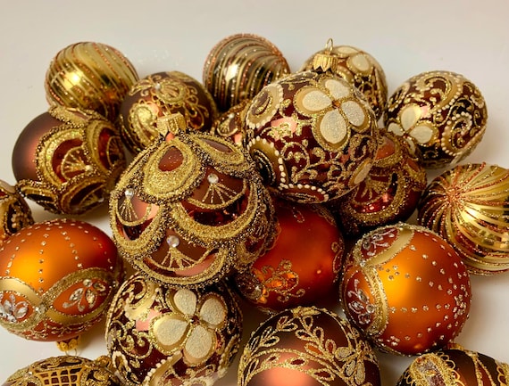 Handgefertigtes Set mit 30 verschiedenen Glasverzierungen - Bronze-Gold-Barockkugeln - Vintage-inspirierte Weihnachten - Winterurlaub-Dekor