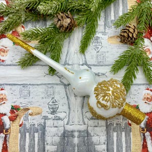 White and Gold Glass Christmas Tree Topper 7&quot; – Handmade Finial Ornament – Elegant Holiday Decoration – Vintage Style Xmas Accent