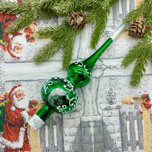 Green Glass Christmas Tree Topper – Hand Blown Finial with Glitter – Holiday Ornament – Tree Topper Decoration– Handmade Christmas Decor