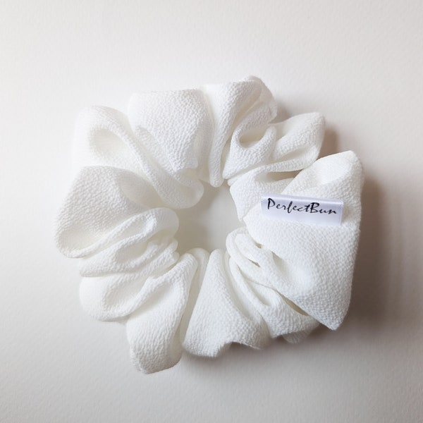 Chouchou SOUFFLE DE BÉBÉ light, summer white Scrunchie, hair elastic, white chouchou