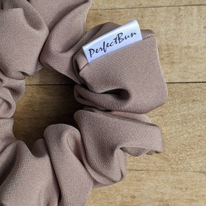 Plain taupe hair elastic, neutral scrunchie, beige chouchou, hair chouchou, hair accessory image 4