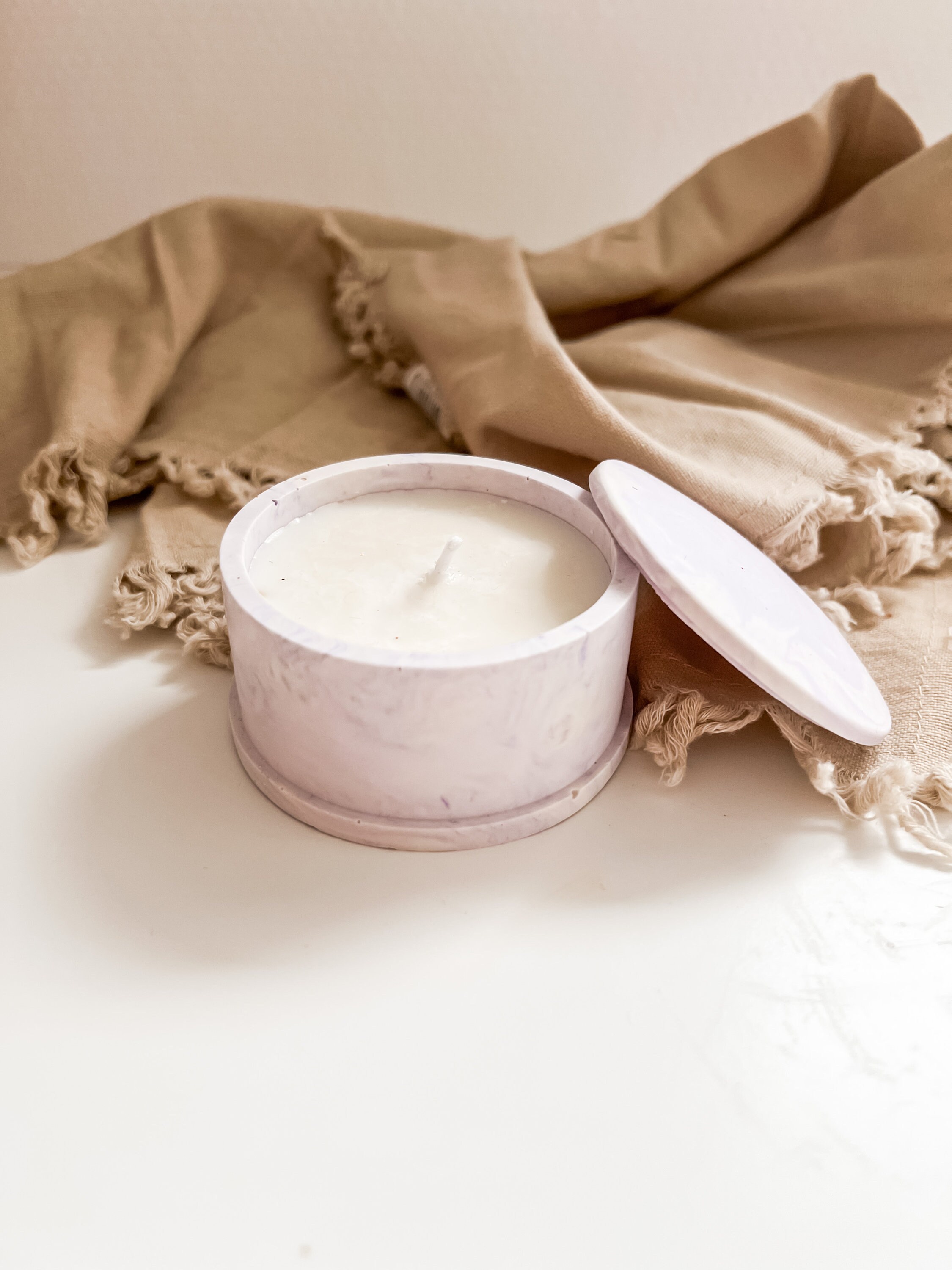 Bougie en Jesmonite Motifs Marbré