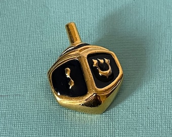 Vintage dreidel brooch, Hanukkah jewelry, Chanukah brooch, Jewish jewelry, Isreal, Hanukkah brooch, dreidel brooch, vintage, religious gift