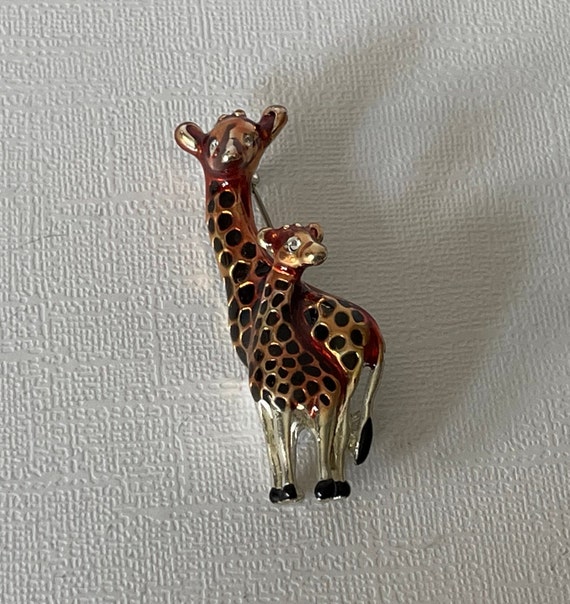 Vintage giraffe brooch, giraffe pin, giraffe jewelry, zoo animal, giraffe brooch vintage, African animals, giraffe brooch, giraffe pins View 5