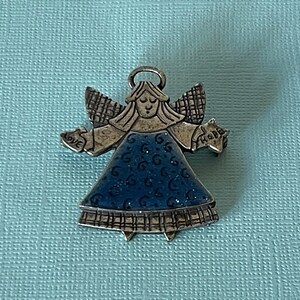 Vintage angel brooch, pewter angel pin, blue angel brooch, signed TC angel pin, angel jewelry, Christmas angel, religious jewelry, Christian image 2