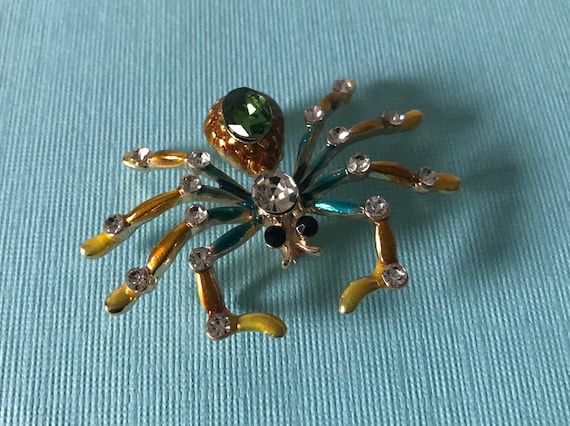 Rhinestone spider pin, spider brooch, green rhine… - image 1