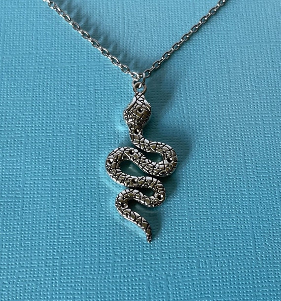 Snake necklace, snake pendant, silver snake necklace,… - Gem Snake necklace, snake pendant, silver snake necklace,… - Gem