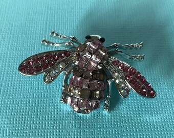 Pink rhinestone bee pin, bee brooch, rhinestone bee pin, bee jewelry, pink bumble bee brooch, honey bee pin, pink rhinestone bee brooch