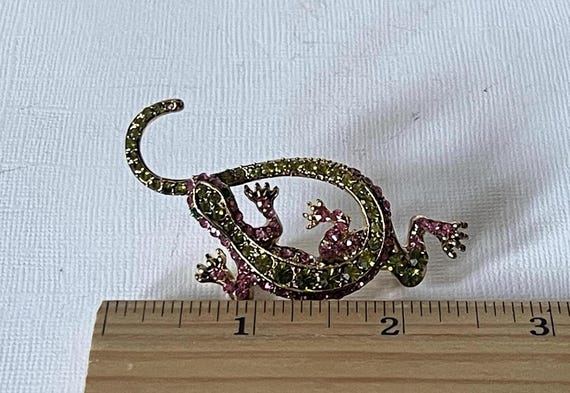 Rhinestone lizard brooch, pink lizard, silver lizard brooch, gecko brooch, rhinestone gecko pin, lizard jewelry, reptile pin, green lizard View 6