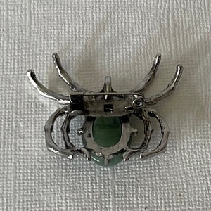 Green spider brooch, green aventurine spider pin, Halloween spider pin, tarantula spider pin, wedding spider brooch, lucky spider, jewelry image 6