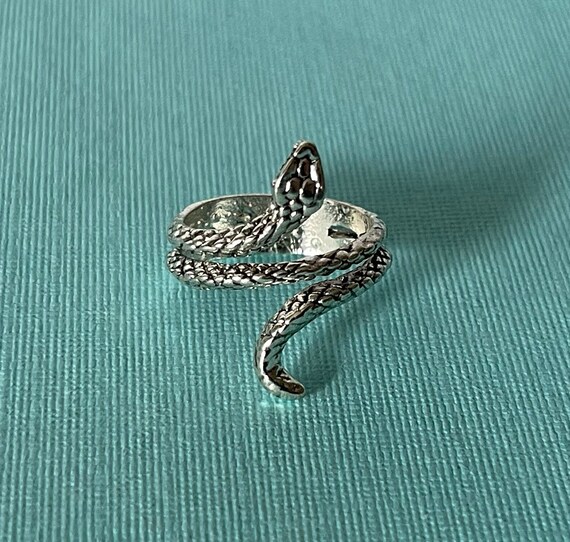 Snake ring, snake wrap ring, silver wrap ring, size 9 snake ring, index finger ring, snake jewelry, cobra ring cobra wrap ring, silver snake