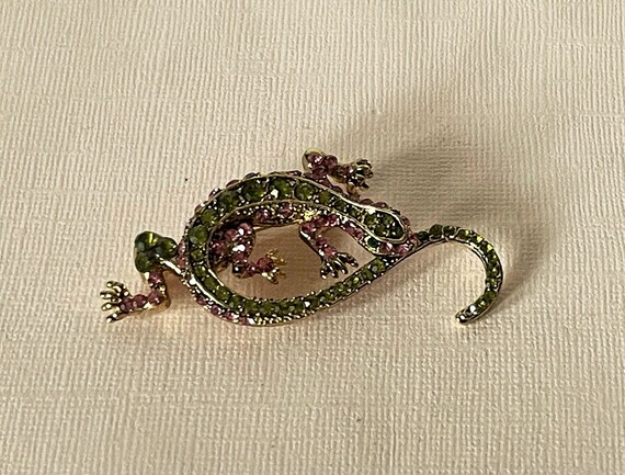 Rhinestone lizard brooch, pink lizard, silver lizard brooch, gecko brooch, rhinestone gecko pin, lizard jewelry, reptile pin, green lizard View 4