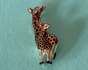 Vintage giraffe brooch, giraffe pin, giraffe jewelry, zoo animal, giraffe brooch vintage, African animals, giraffe brooch, giraffe pins