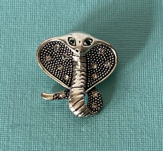 Rhinestone snake brooch, silver snake pin, snake jewelry, cobra brooch, snake pendant, cobra pendant. silver cobra brooch, serpent, snakes