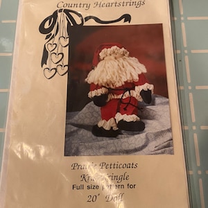 Kris Kringle Doll Pattern by Country Heartstrings