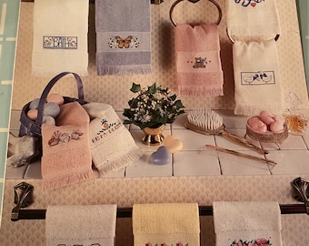 Just Fingertips: Borders for the Bath Counted Cross Stitch Pattern Book
