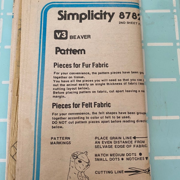 Vintage Beaver Pattern- Simplicity 8782