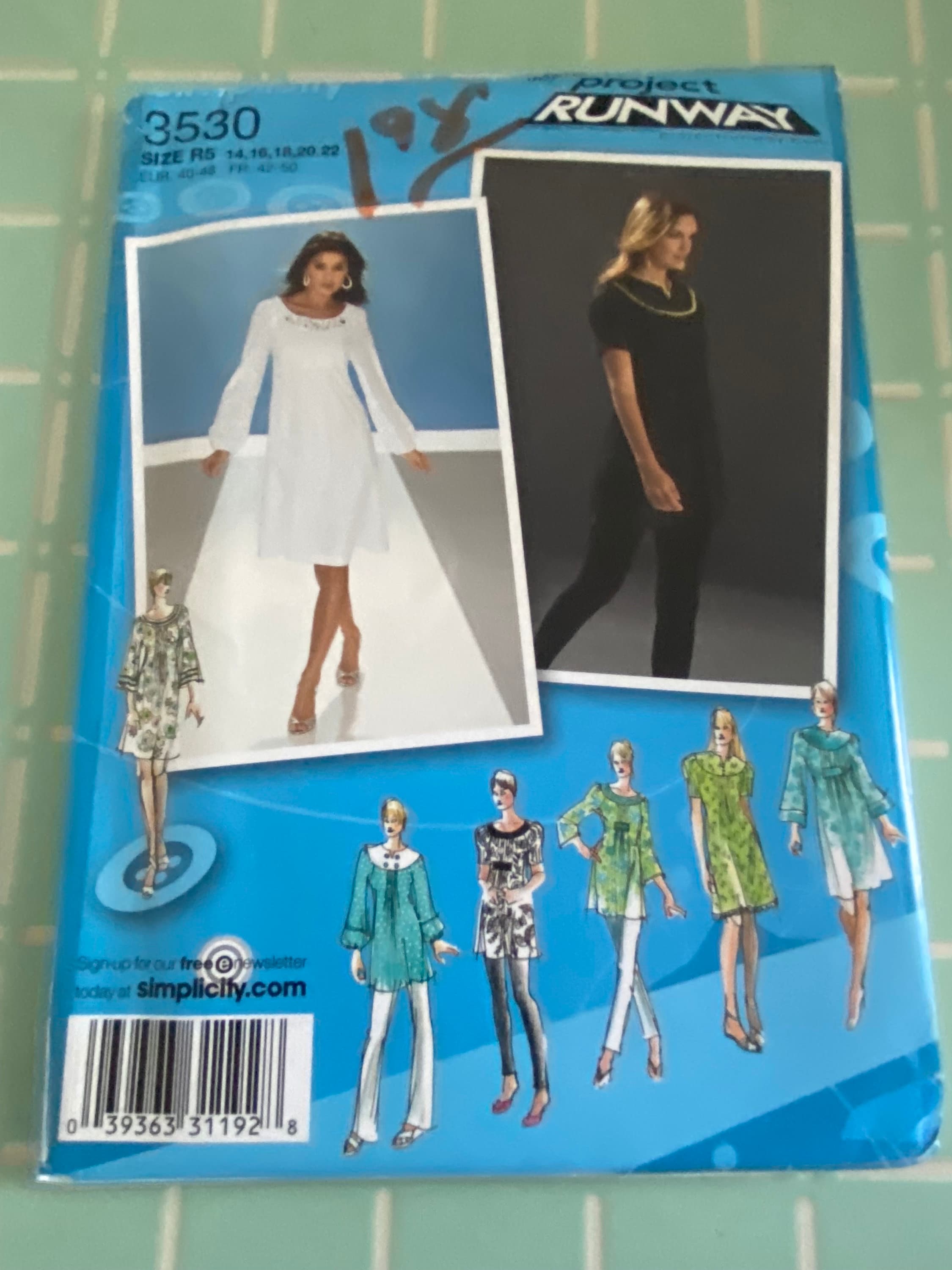 project runway dress patterns Simplicity Project Runway 0517 Dress w/Bodice Variations Misses' 4-12 Pattern UC