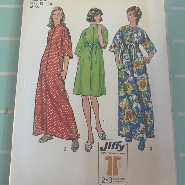 Women’s Vintage Robe Pattern-Simplicity #6048