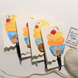4 x Carte acquerello / cupcake originali dipinte a mano, giallo, celebrazione, compleanno, anniversario / uno contro un solo tipo