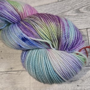 Hand dyed yarn (100g multiple yarn bases)
