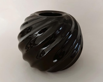 Vintage Postmodern Black Swirl Vase – Sculptural Ceramic Orb