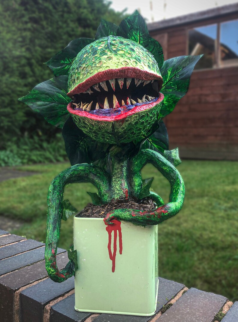 Little Shop of Horrors Man Eating Plant 50cm Sculpture