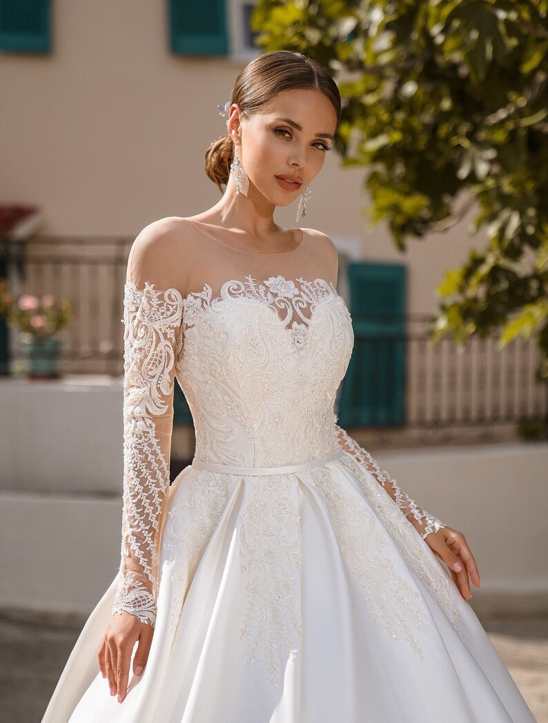 Lace Off Shoulders Sheath Long Sleeve Wedding Dress main image 1