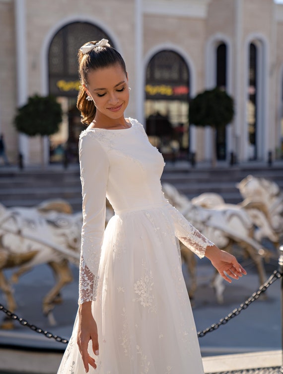 white wedding dress