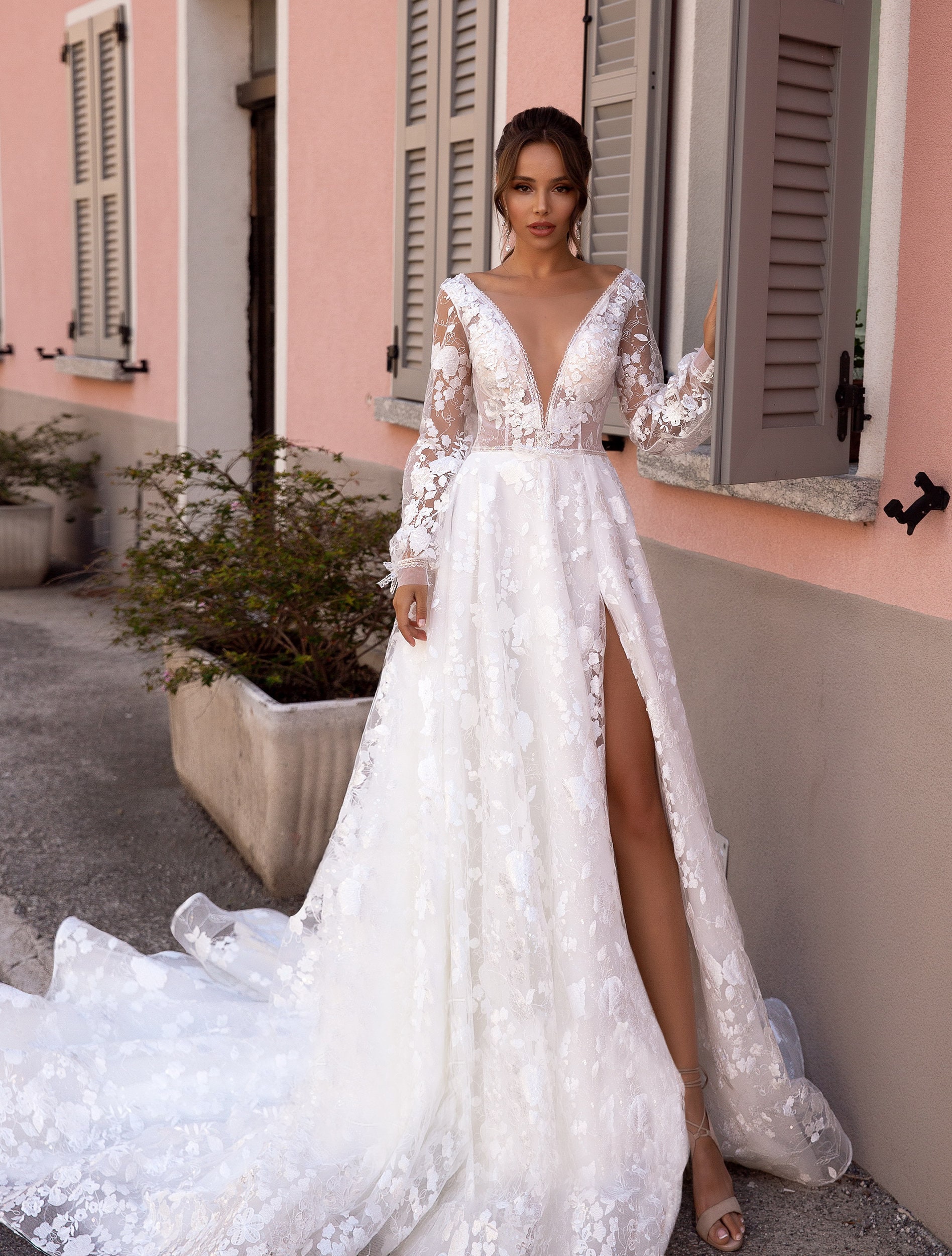 Long Sleeves Wedding Dress Exquisite ...