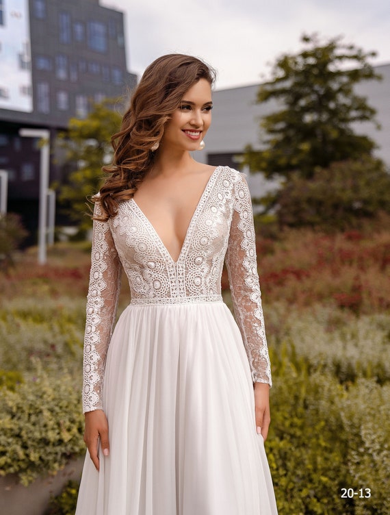 lace wedding dresses with sleeves