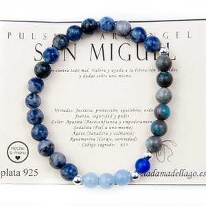 Elastic bracelet with 6 mm blue minerals representing Archangel Michael, protection finished in sterling silver.
