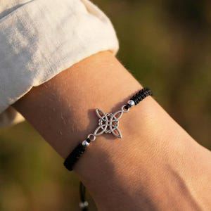 Bracelet nœud de sorcière, macramé, argent 925, sorcière, Wicca, cadeau ésotérique, amulette de féminité, ajustable, bohème, original, celtique, symbole