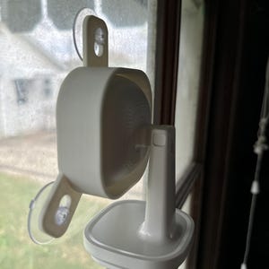 MyQ 1st Generation Indoor Camera Window Holder/Mount