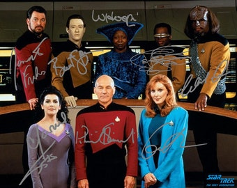 Star Trek The Next Generation Cast 8x10 Photo