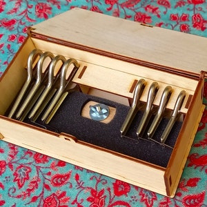 Professional jew&#39;s harp set tuned jew&#39;s harps in the tones: C D E F G A B H and a quick connector
