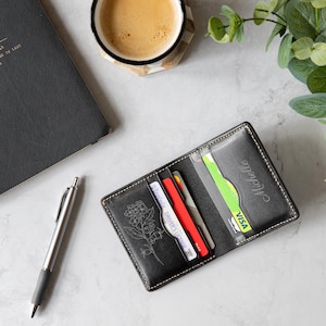 Cartera de cuero personalizada para mujer, billetera grabada, billetera plegable de cuero, billetera de cuero personalizada para mujer, regalo de cumpleaños