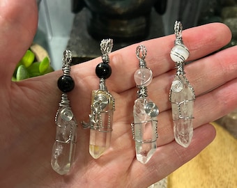 Wire Wrapped Pendant, Clear Quartz Pendant, Chunky Crystal Pendant, Wire Wrapped Pendant Necklace Gift, Healing Boho Crystal Necklace.